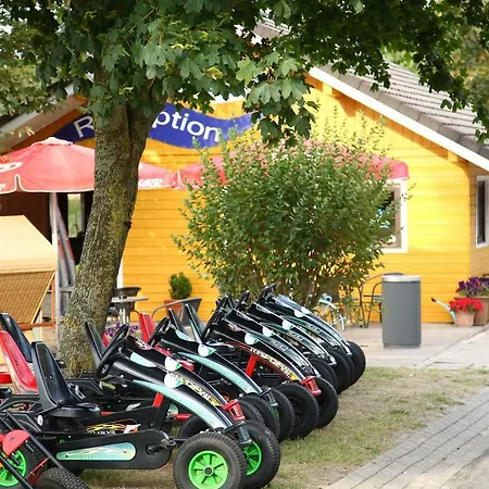 Mietwohnwagen Pl. 10 Am Kransburger Camping