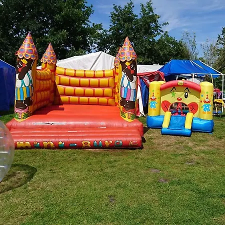 Mietwohnwagen Pl. 10 Am Kransburger Camping *